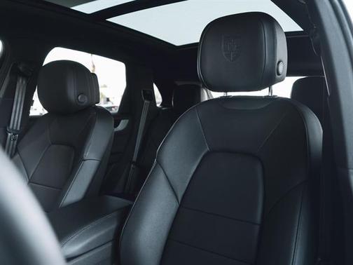 2025 Porsche Cayenne Cayenne