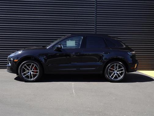 2025 Porsche Macan S