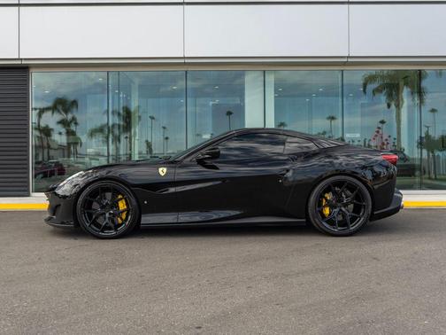 Nero Daytona Metallic 2019 Ferrari Portofino Base