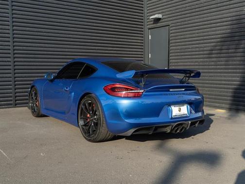 2016 Porsche Cayman GT4