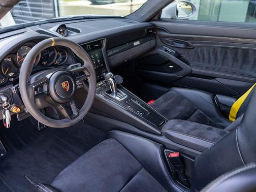 Chalk 2018 Porsche 911 GT2 RS