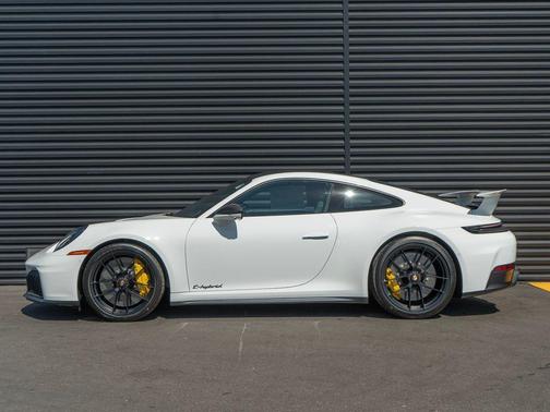 2026 Porsche 911 Carrera GTS