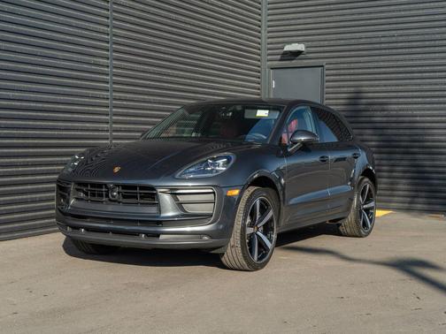 2025 Porsche Macan AWD