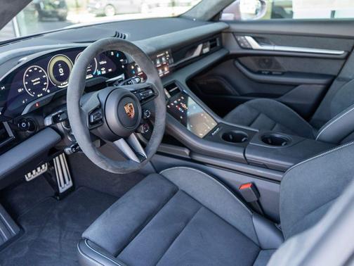 Paint to Sample 2026 Porsche Taycan Turbo GT w/Weissach Package