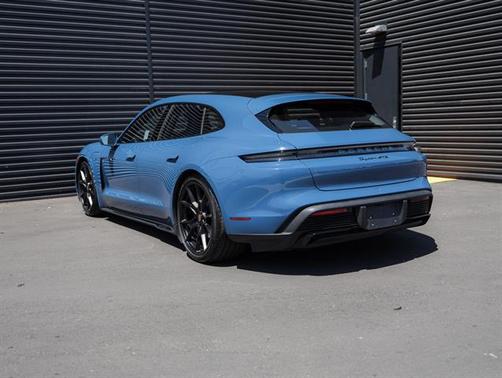 2023 Porsche Taycan Cross Turismo GTS