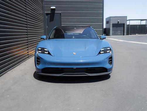 2023 Porsche Taycan Cross Turismo GTS