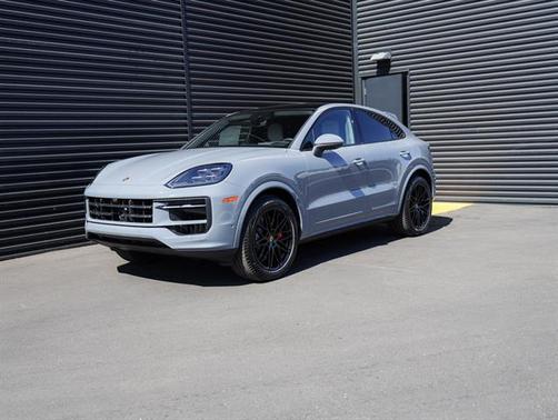 2025 Porsche Cayenne S