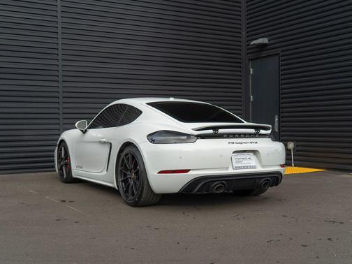 2021 Porsche 718 Cayman GTS 4.0
