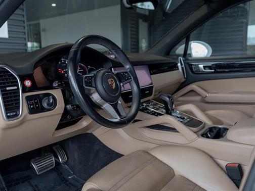 2019 Porsche Cayenne S