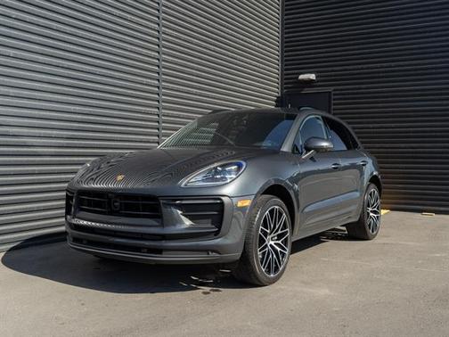 2025 Porsche Macan T