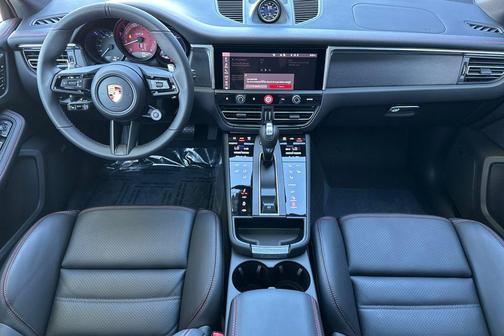 2026 Porsche Macan GTS