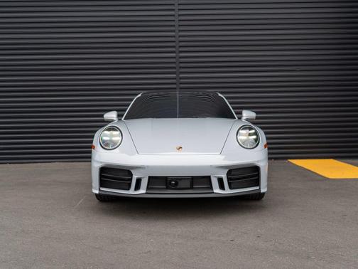 Ice Grey Metallic 2026 Porsche 911 Carrera 4S