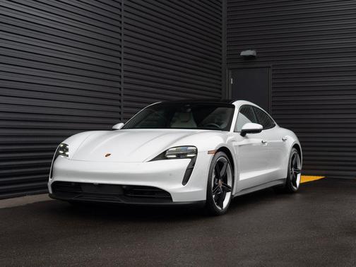 2022 Porsche Taycan 