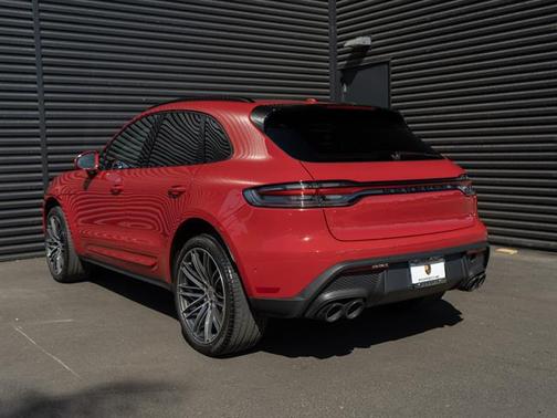 2023 Porsche Macan AWD