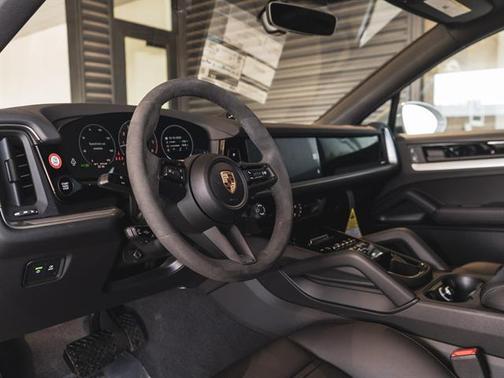 2025 Porsche Cayenne Cayenne