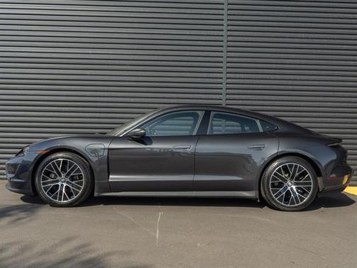 2024 Porsche Taycan RWD