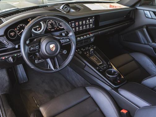 2023 Porsche 911 Carrera T