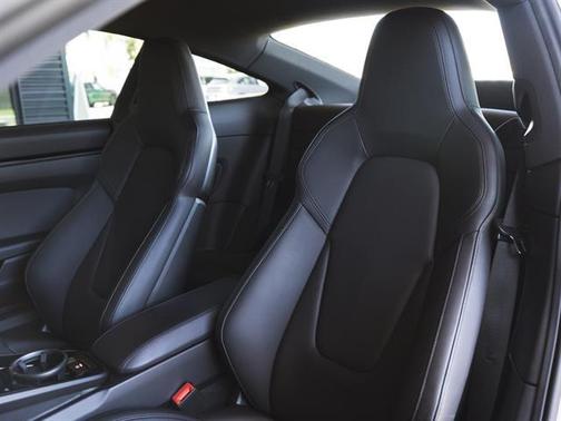 2023 Porsche 911 Carrera T
