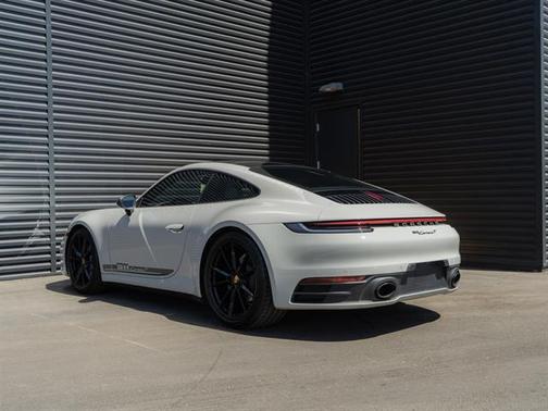 2023 Porsche 911 Carrera T