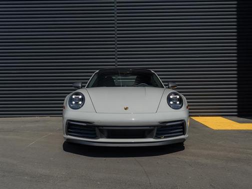 2023 Porsche 911 Carrera T