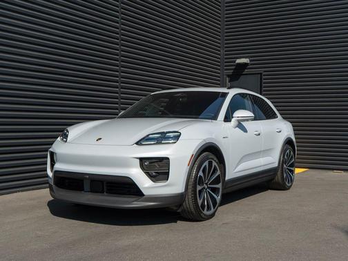 Ice 2026 Porsche Macan Macan Electric