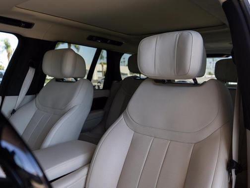 Fuji White 2026 Land Rover Range Rover P530 Autobiography
