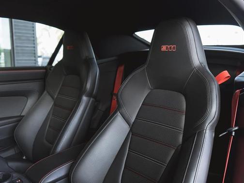 2023 Porsche 911 Carrera GTS