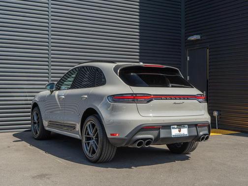 2025 Porsche Macan T
