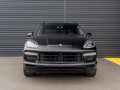2021 Porsche Cayenne Cayenne Turbo S E-Hybrid
