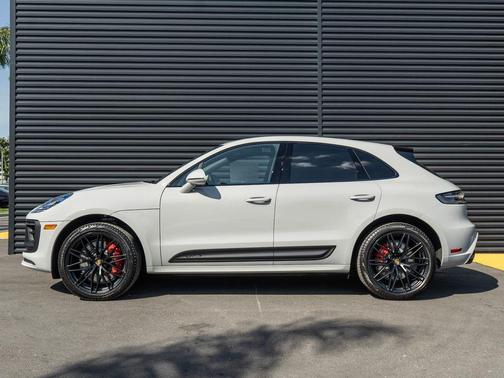 2026 Porsche Macan GTS