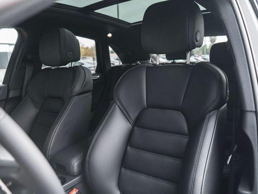 2026 Porsche Macan T