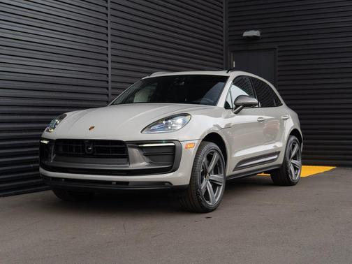 2026 Porsche Macan T