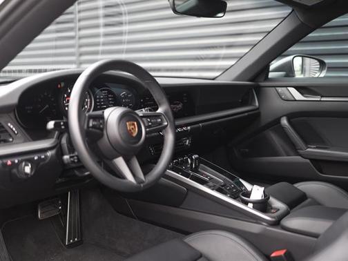 2024 Porsche 911 Carrera 4S