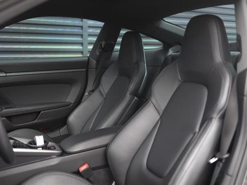 2024 Porsche 911 Carrera 4S