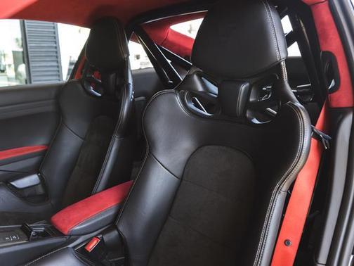 2018 Porsche 911 GT2 RS