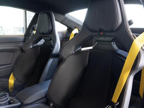 2026 Porsche 911 GT3 w/Touring Package