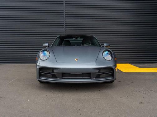 2025 Porsche 911 Carrera T