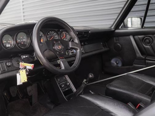 1988 Porsche 911 Cabriolet
