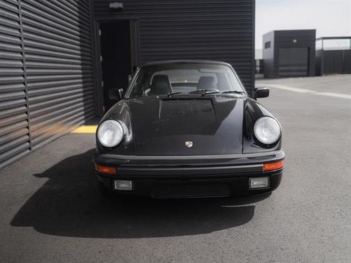 1988 Porsche 911 Cabriolet