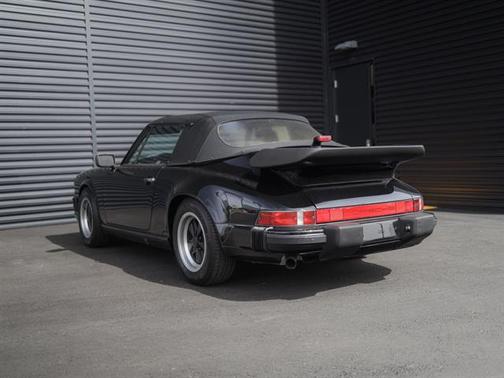 1988 Porsche 911 Cabriolet