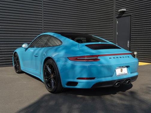 2017 Porsche 911 Carrera 4S
