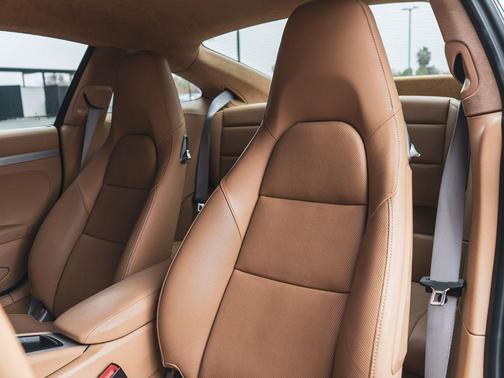 2017 Porsche 911 Carrera