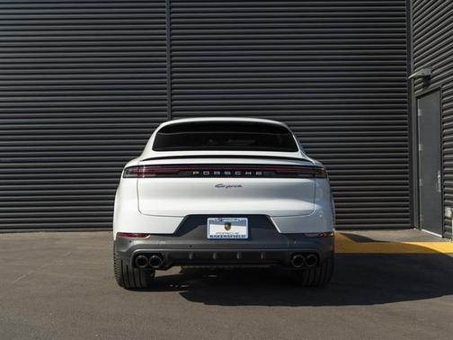 2026 Porsche Cayenne Coupe