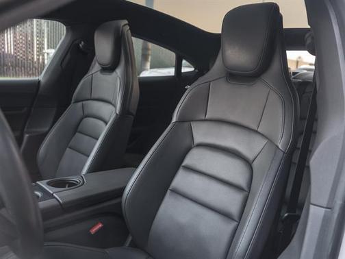 2024 Porsche Taycan RWD