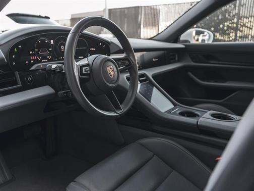 2024 Porsche Taycan RWD