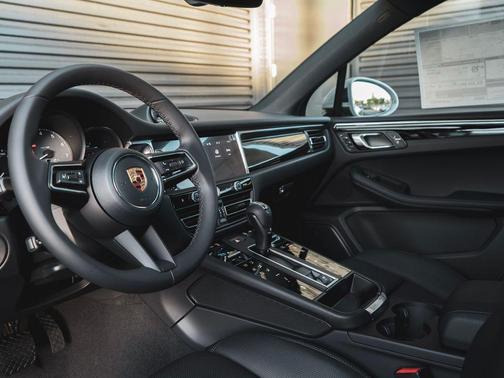 2026 Porsche Macan S