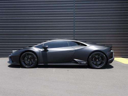 2023 Lamborghini Huracan EVO Coupe RWD