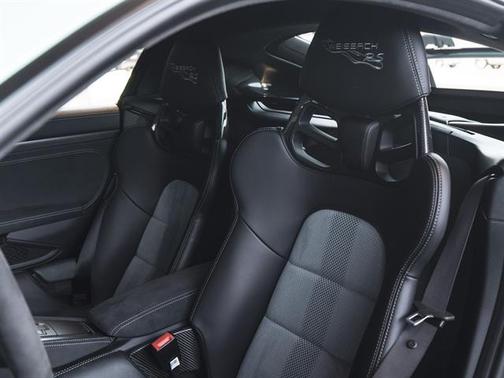 2024 Porsche 718 Cayman GT4 RS