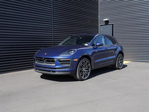 2024 Porsche Macan Base