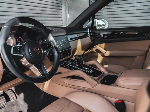 2023 Porsche Cayenne Cayenne